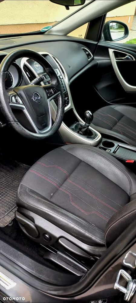 Opel Astra 1.4 Turbo Exklusiv - 5