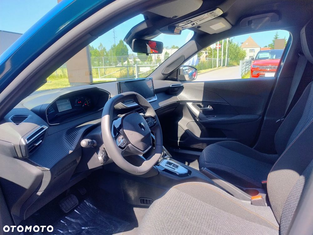 Peugeot 2008 PureTech mHEV Edition e-DCS6 - 13