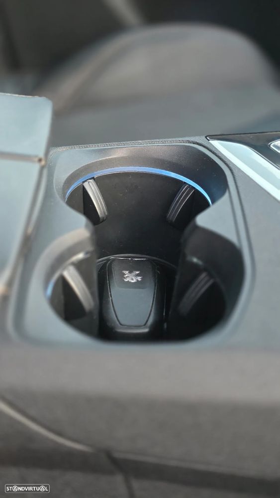 Peugeot 3008 2.0 BlueHDi GT Line - 22