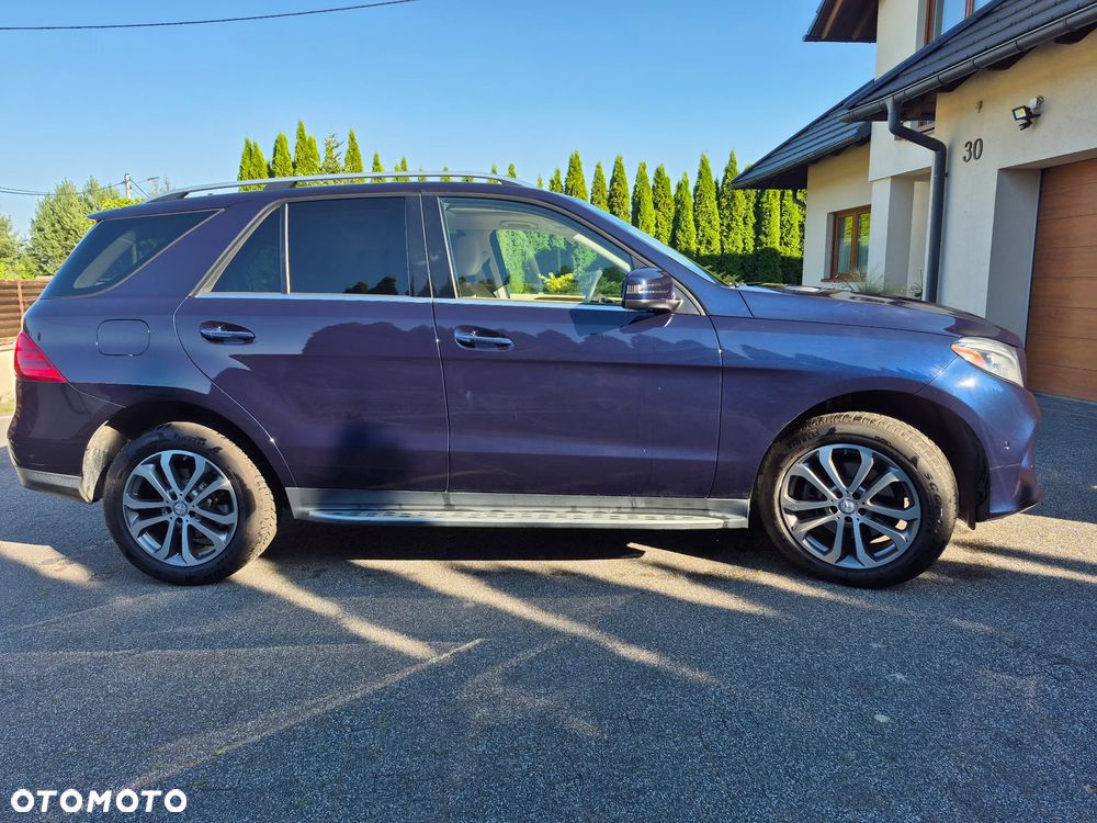 Mercedes-Benz GLE - 11