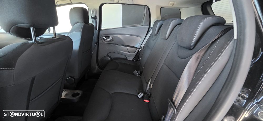 Renault Clio Sport Tourer dCi 90 Limited - 9