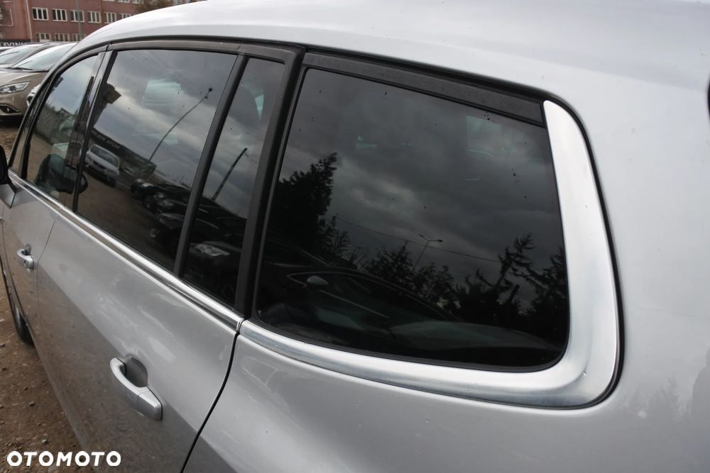 Opel Zafira 1.4 Turbo (ecoFLEX) Start/Stop Business Innovation - 31