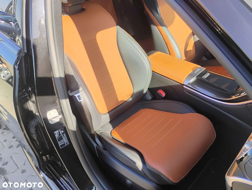 Mercedes-Benz Klasa C 200 4MATIC 9G-TRONIC - 17