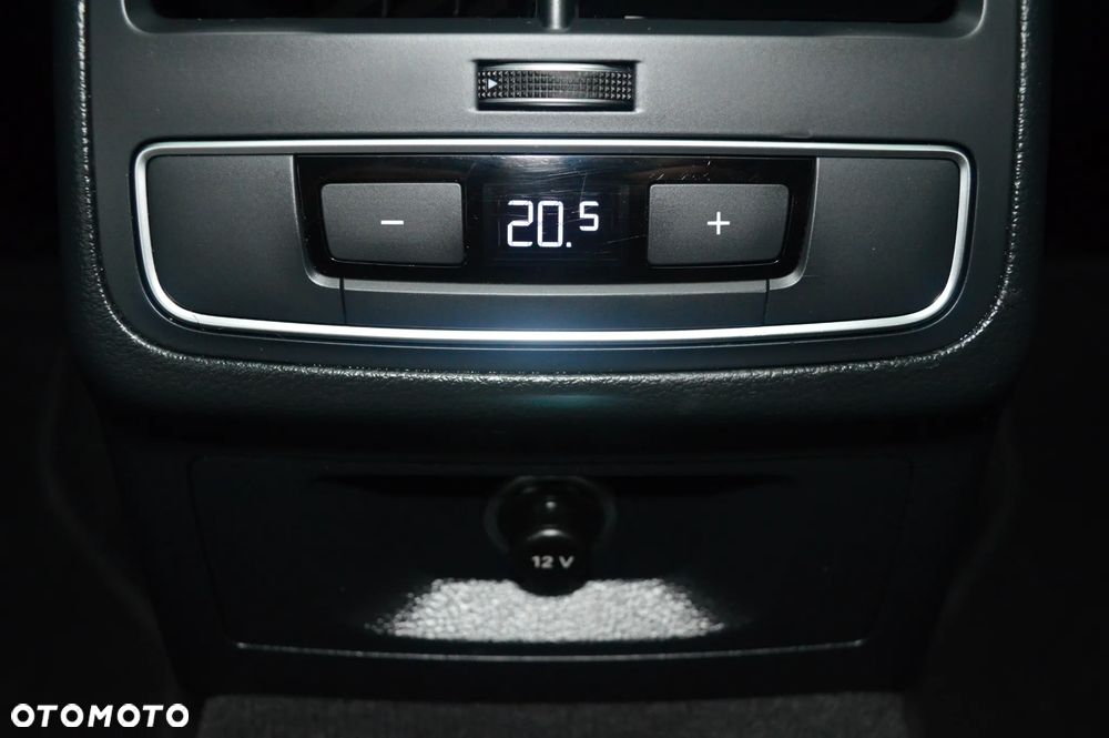 Audi A4 Avant - 32