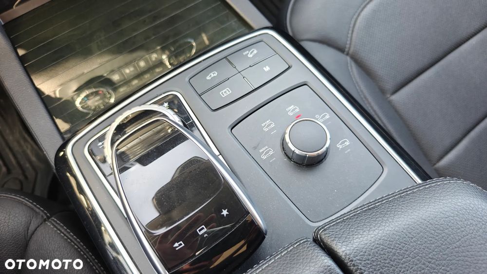 Mercedes-Benz GLS 500 4-Matic - 34