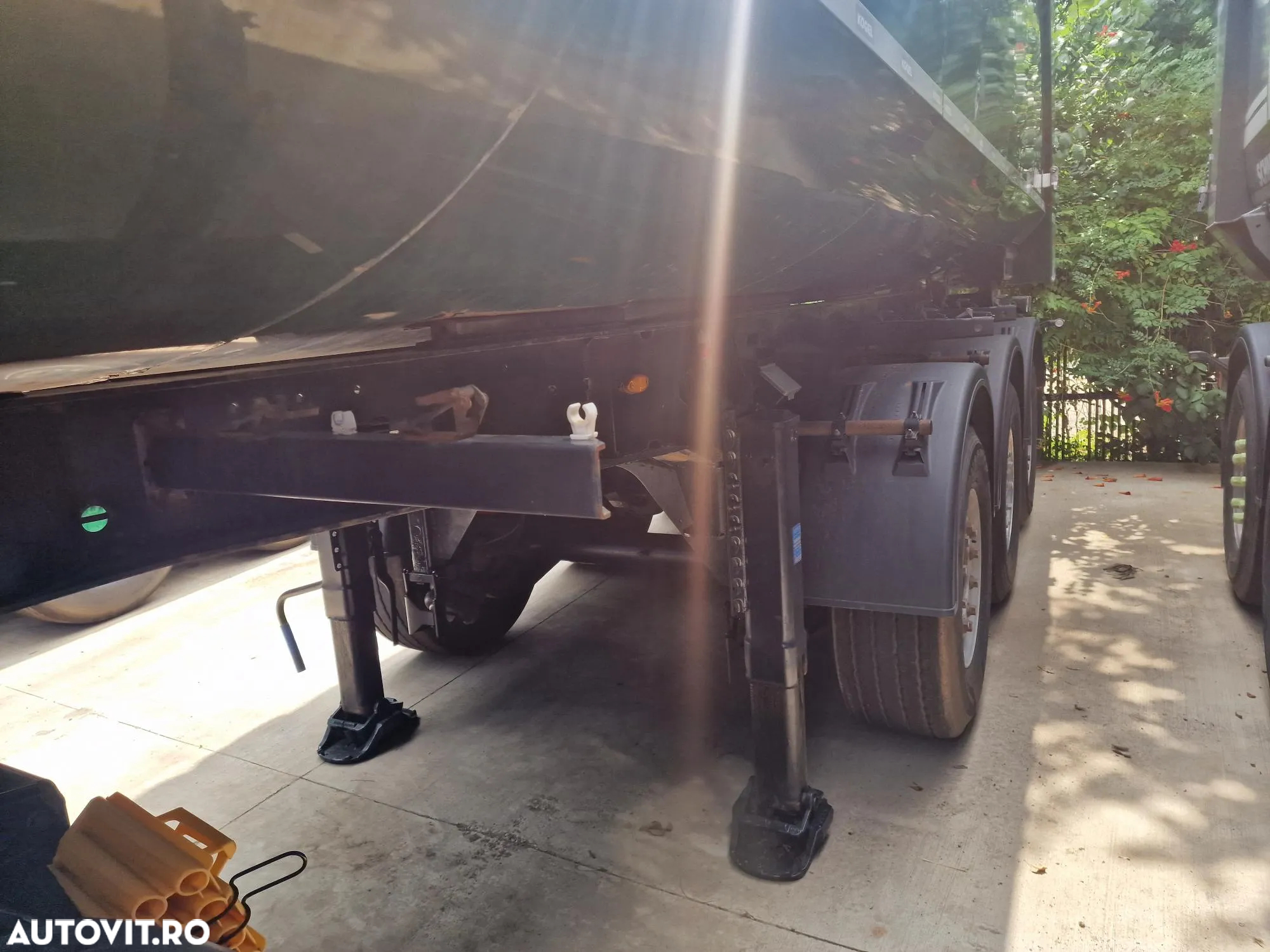 Kögel 28mc, 2019, TERMOIZOLANTA, masa propie 6,6t, axe SAF, jante ALUMINIU, Axa LIFTABILA, prelata, scena vizitare, picioare sprijin, anvelolope 80% ok, posibilitate leasing, STARE FOARTE BUNA-PROMOTIE 19.900 EUR+Tva - 5
