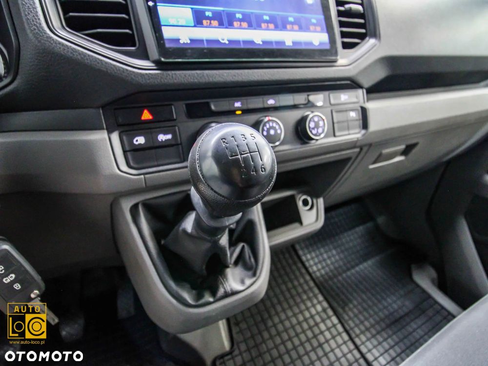 Volkswagen CRAFTER BRYGADÓWKA 7 OSÓB - 23