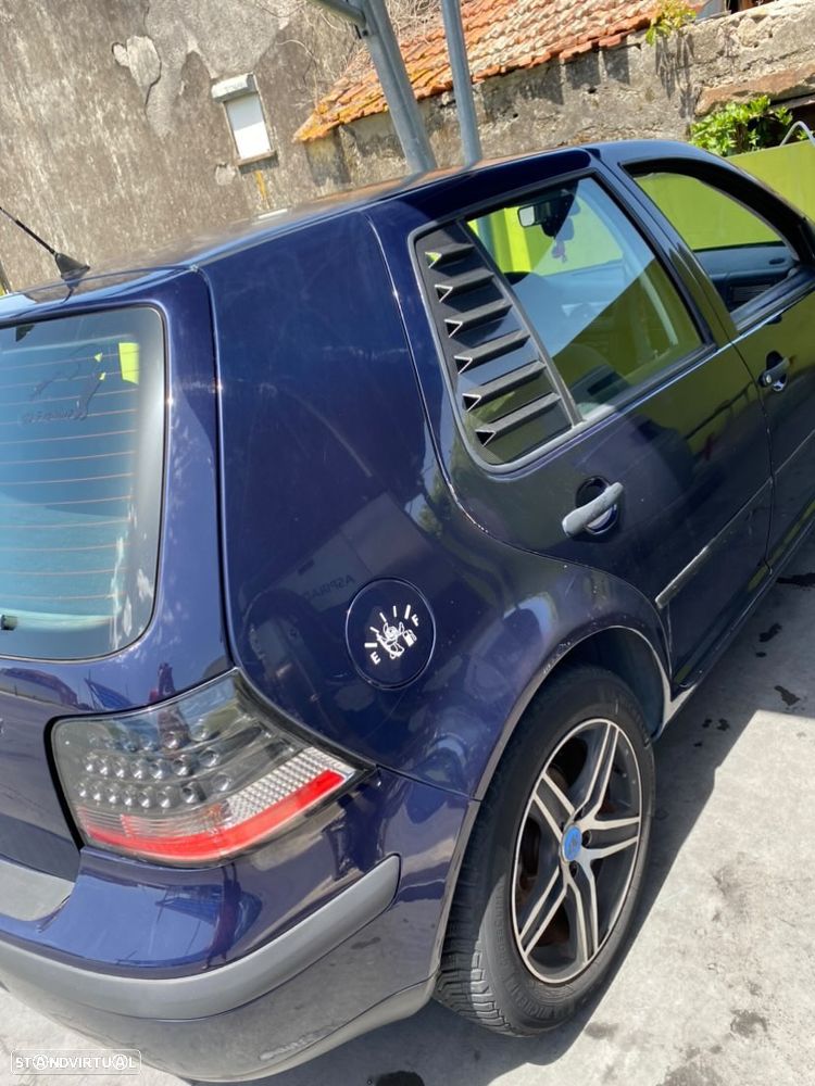 VW Golf 1.6 GT - 10