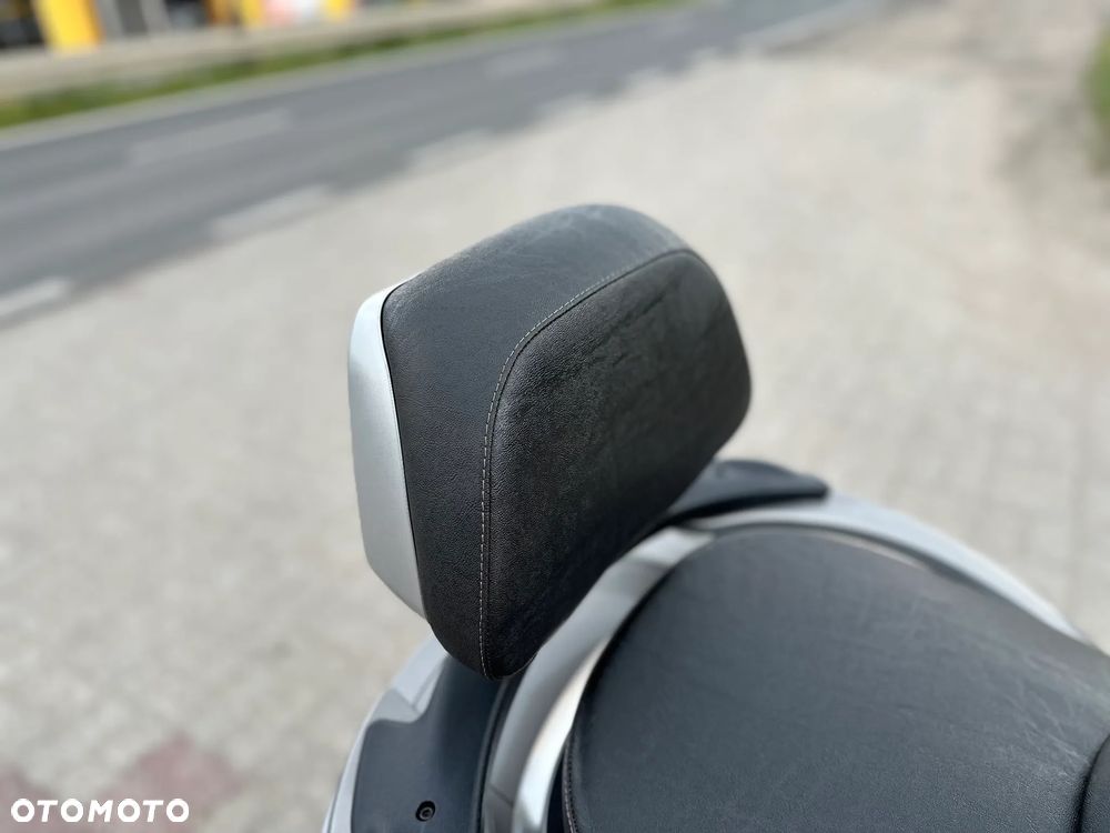 Piaggio X10 - 15