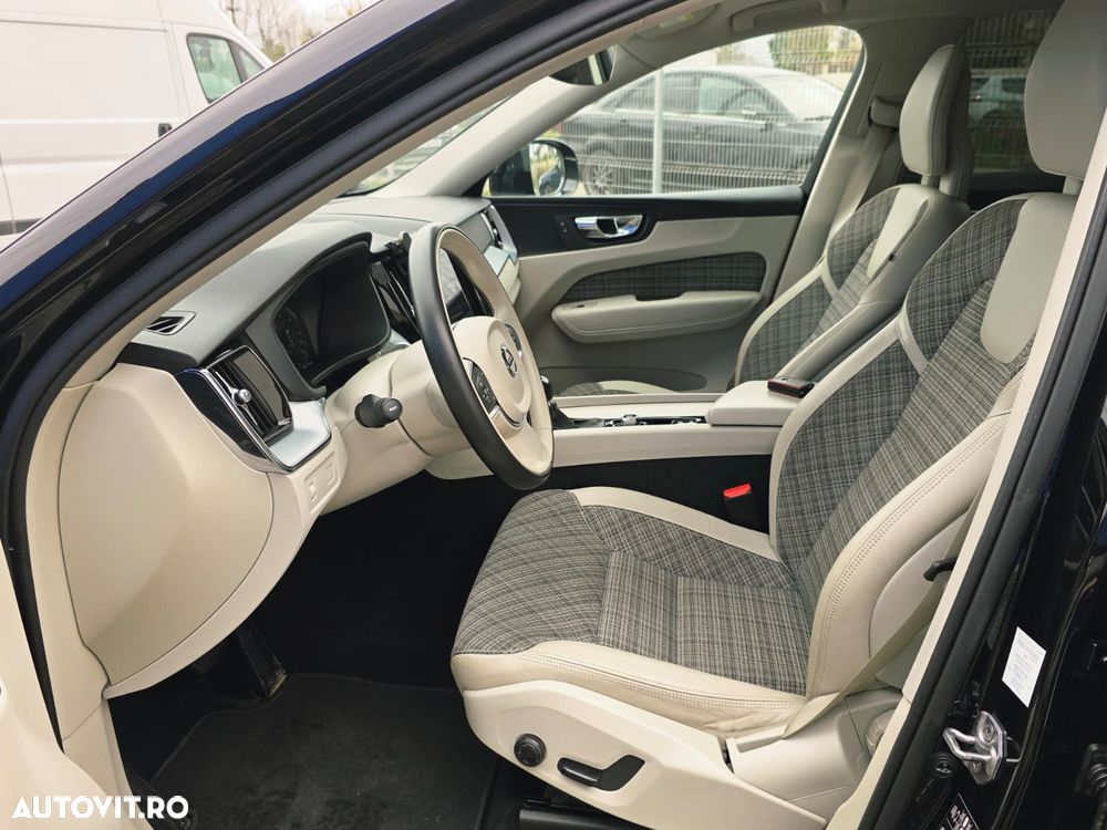 Volvo XC 60 D4 AWD Momentum - 14