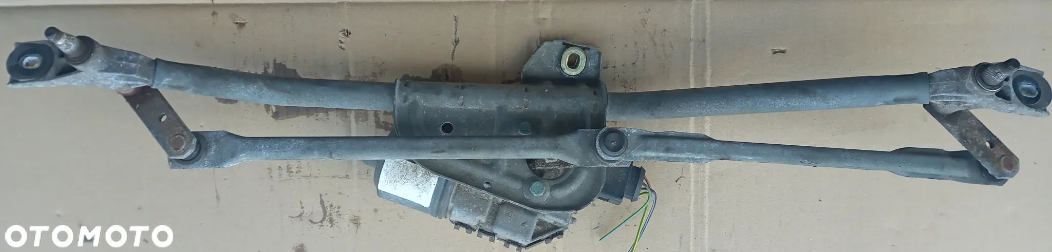 VW Passat B5 lift mechanizm wycieraczek przód silniczek - 1