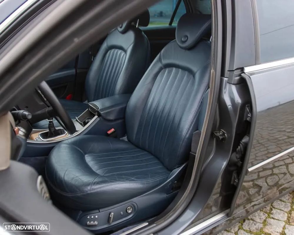 Lancia Thesis 2.0 20v Turbo - 6