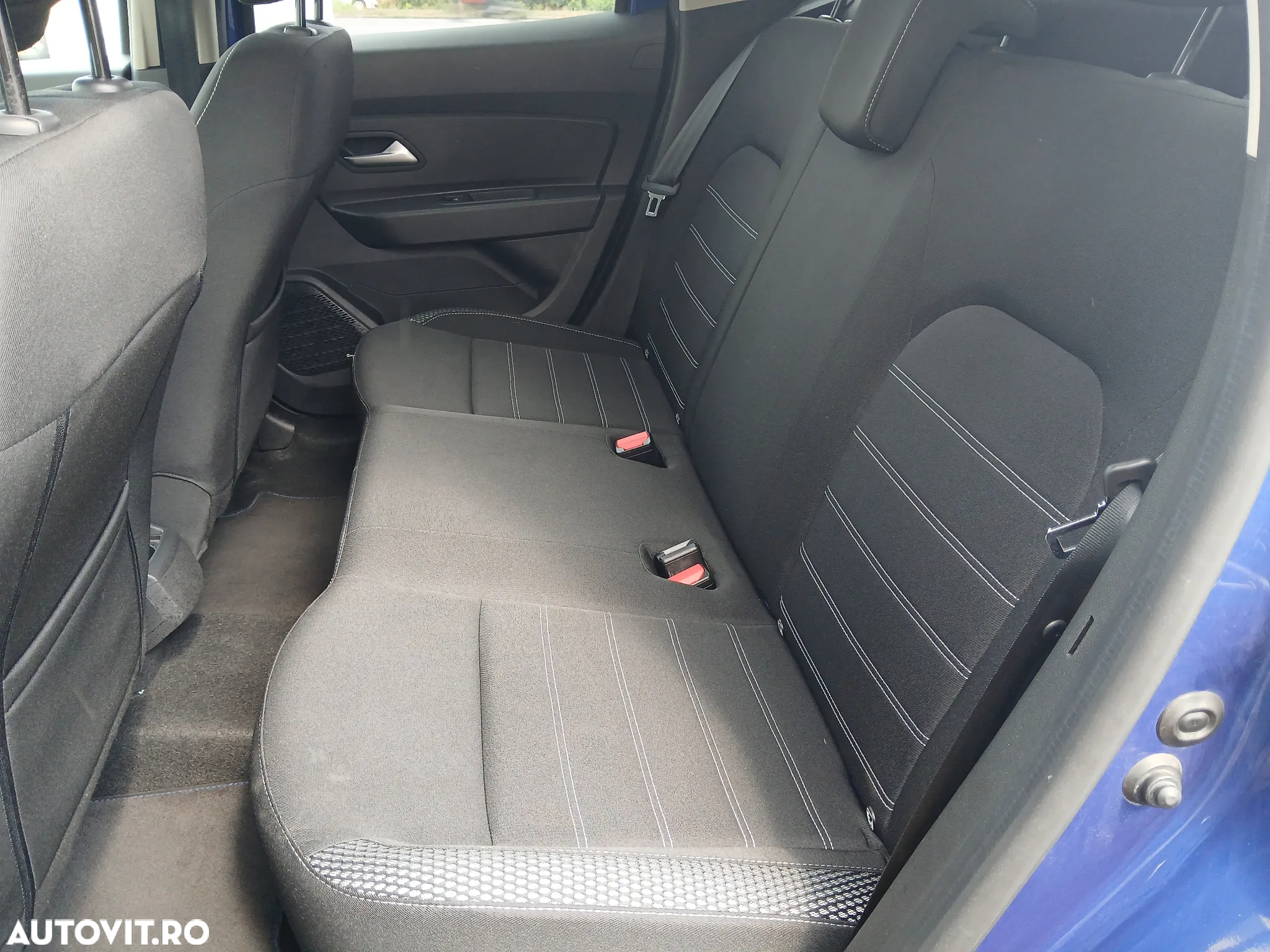 Dacia Duster 1.5 Blue dCi 4WD Prestige jante 17" - 12