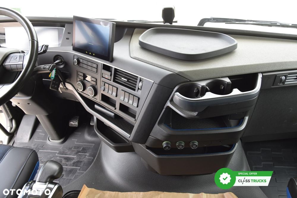 Volvo FH 460 Globetrotter XL i-Save - 11