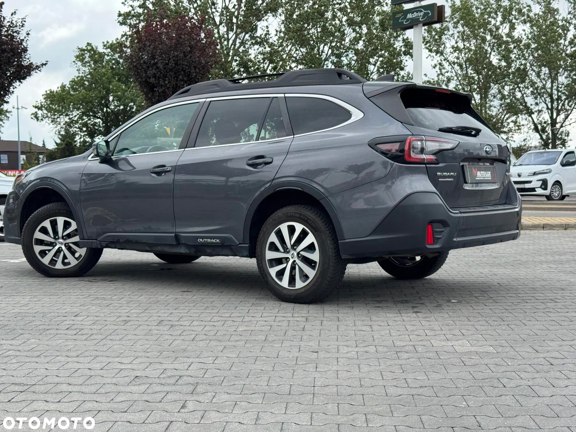 Subaru Outback - 3