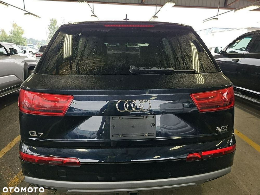 Audi Q7 - 5