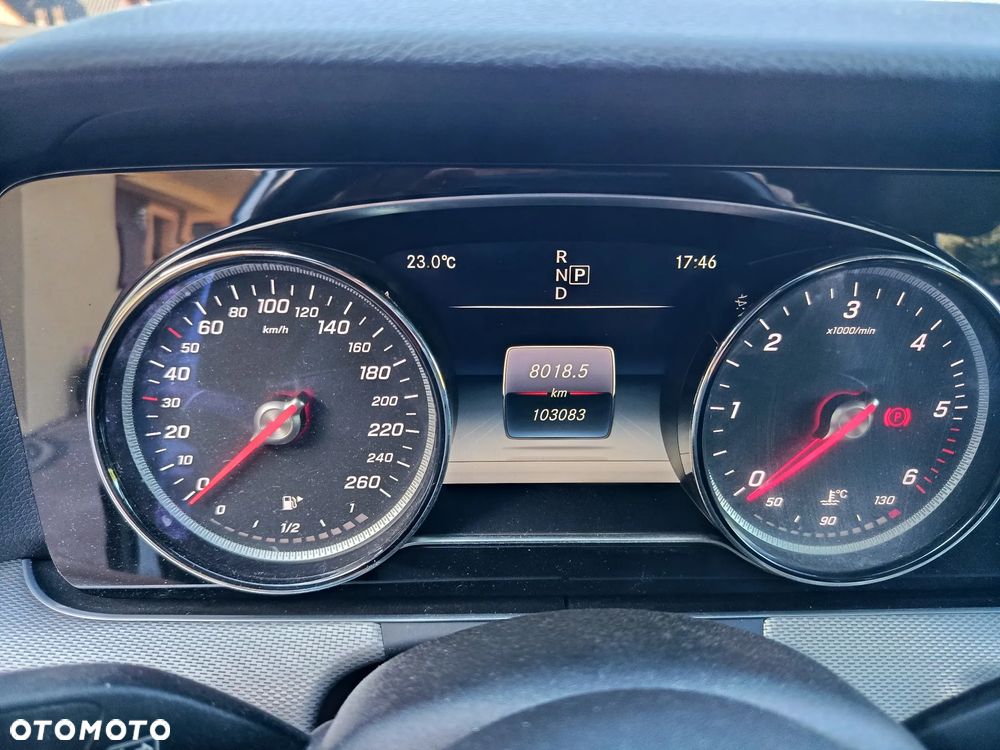 Mercedes-Benz Klasa E 220 d 9G-TRONIC - 31