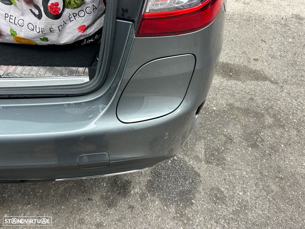 Mercedes-Benz C 300 ver-bluetec-hybrid-amg-line - 10