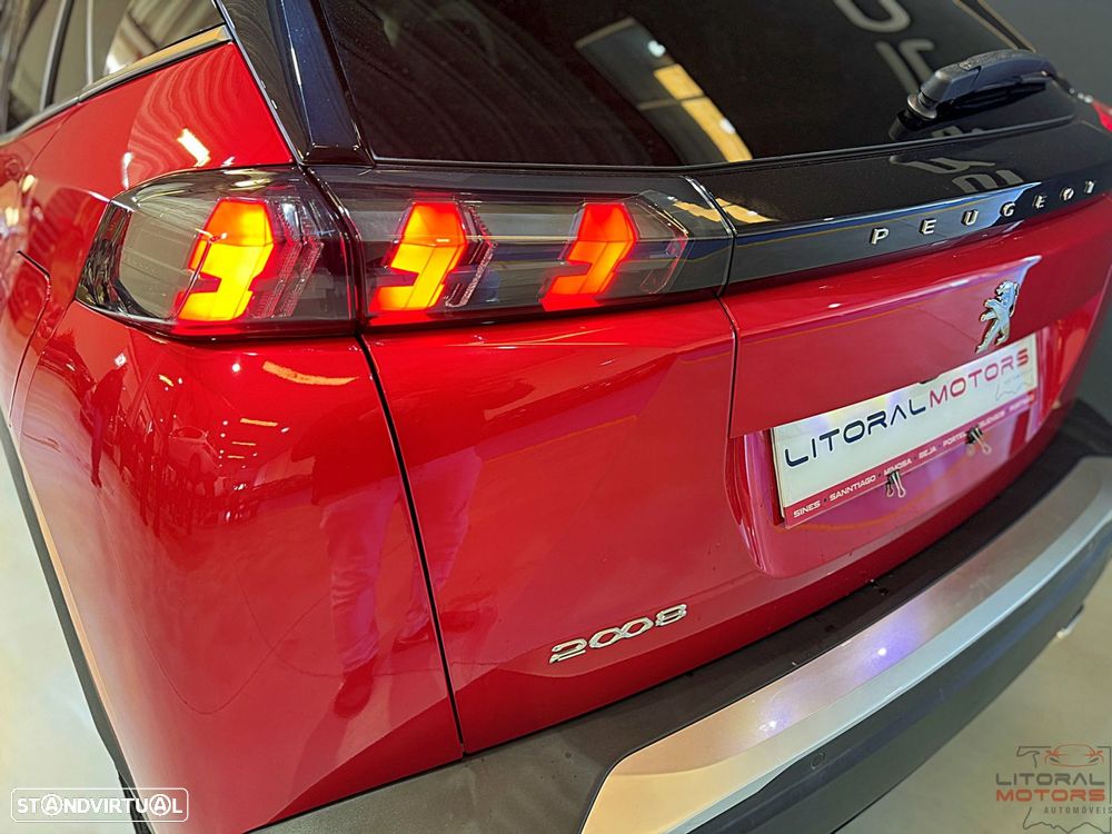 Peugeot 2008 PureTech 130 Allure Pack - 8