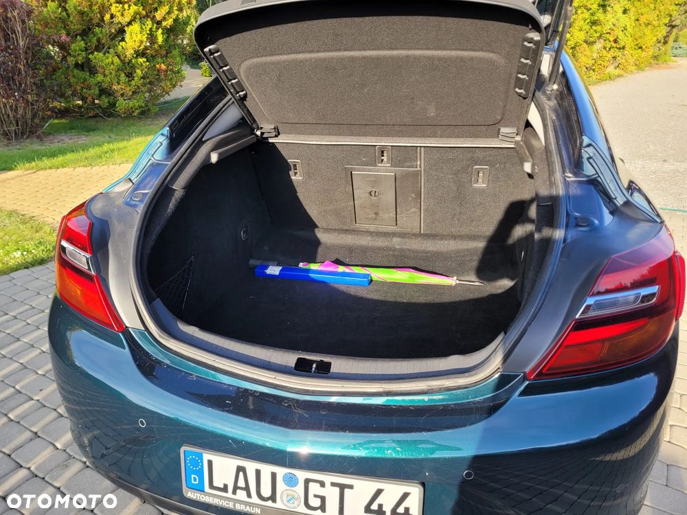 Opel Insignia - 21