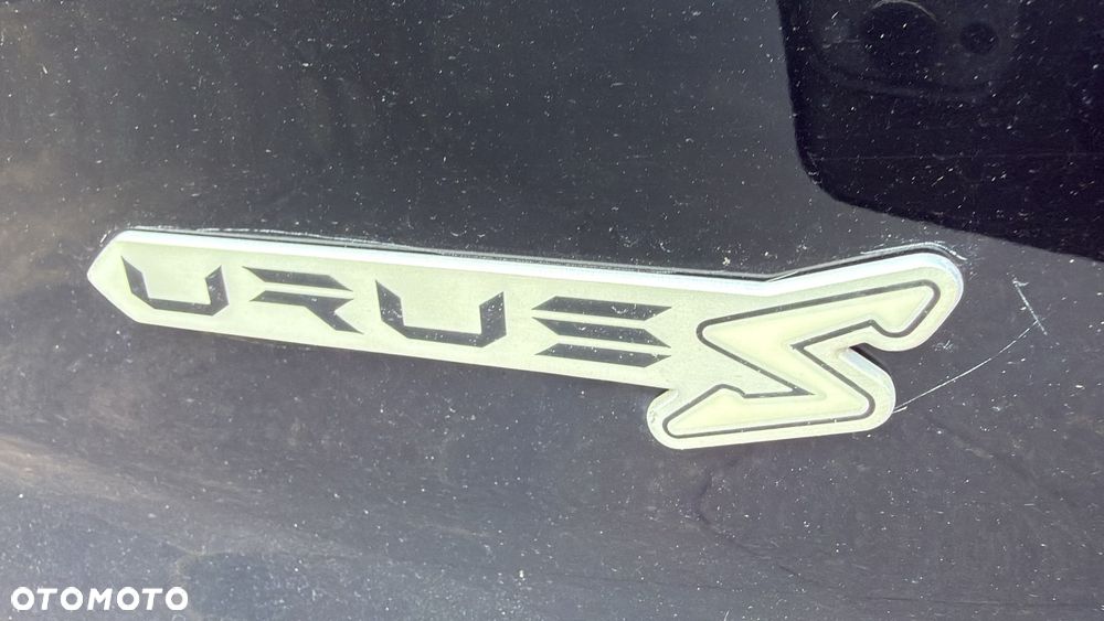 Lamborghini Urus - 20