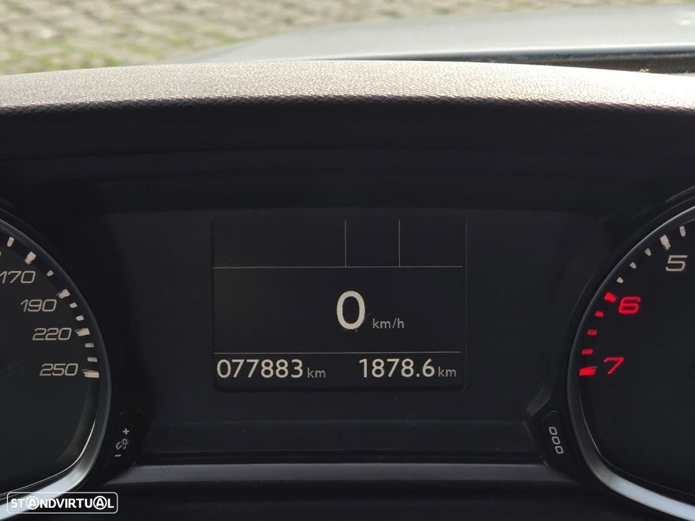 Peugeot 308 1.2 PureTech Style - 15