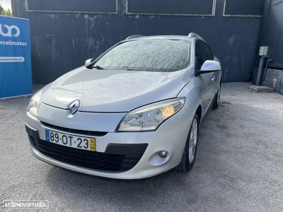 Renault Mégane Sport Tourer 1.5 dCi Dynamique S - 2