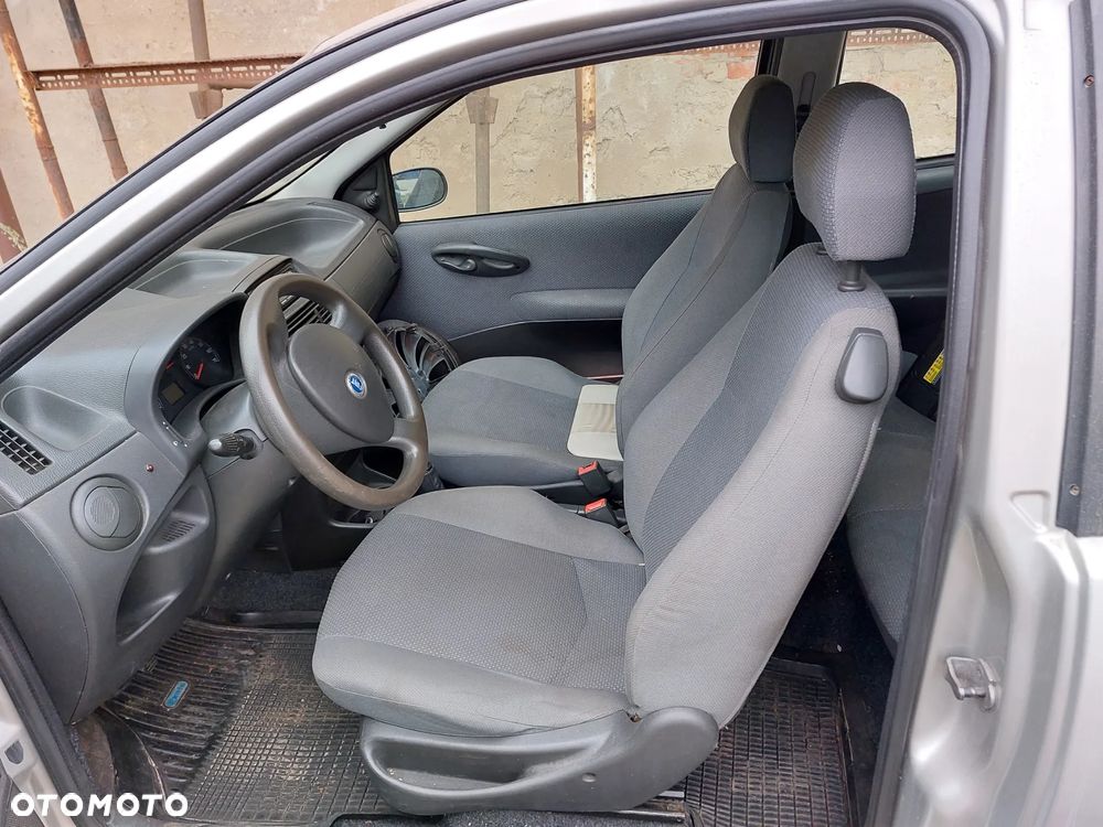 Klapa bagażnika FIAT PUNTO II LIFT 1.2B  maska,lampy,drzwi,klapa..... - 6