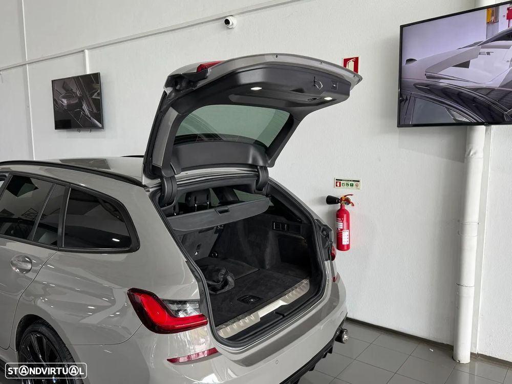 BMW 330 e Touring Pack M Auto - 18