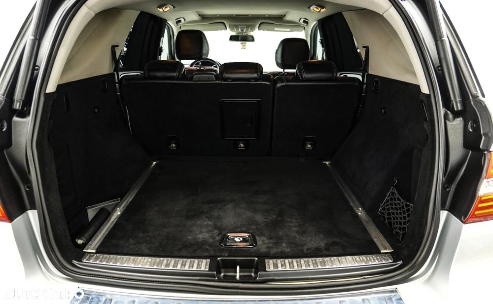 Mercedes-Benz ML 350 BlueTec 4MATIC Aut - 32