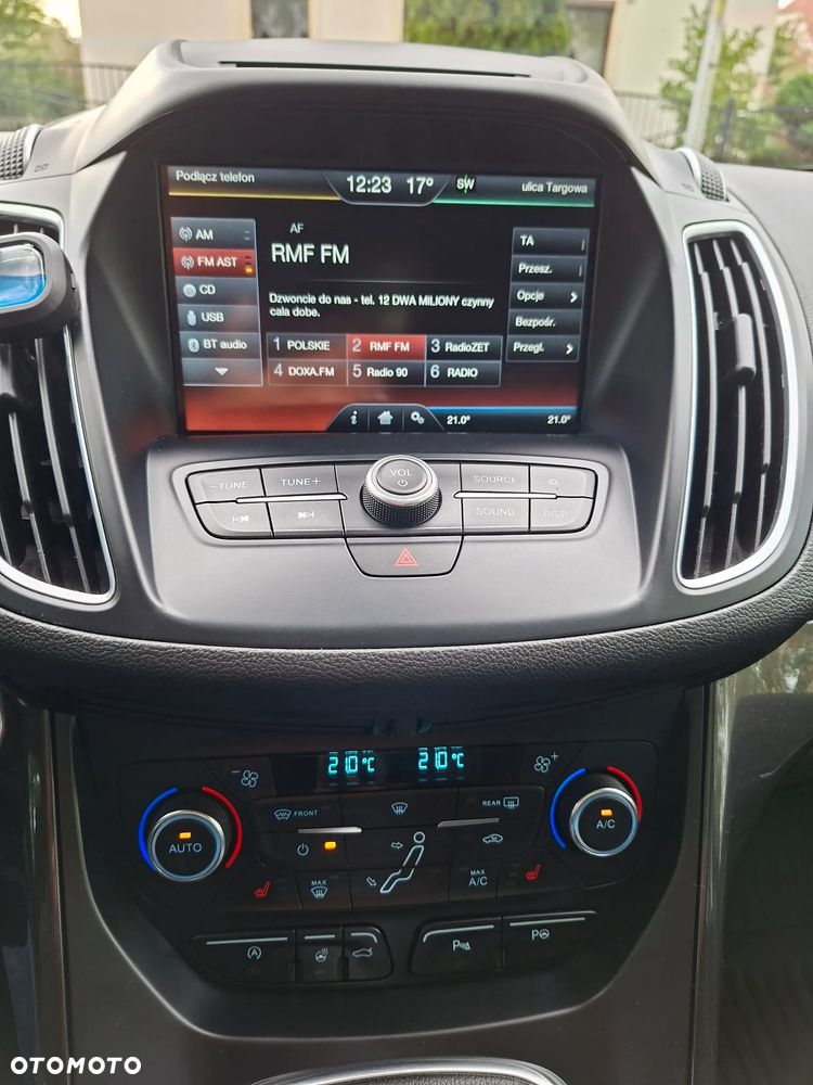 Ford Grand C-MAX - 19