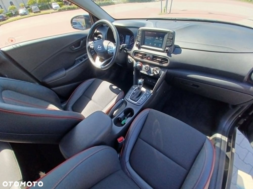 Hyundai Kona - 24