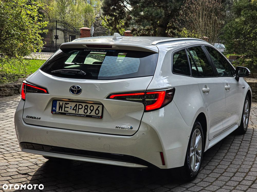 Toyota Corolla 1.8 Hybrid Comfort - 9