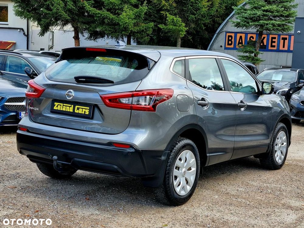 Nissan Qashqai 1.2 DIG-T Visia Xtronic - 5