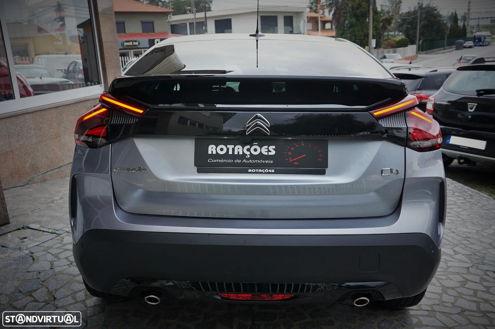 Citroën C4 PureTech 130 Stop&Start SHINE - 6