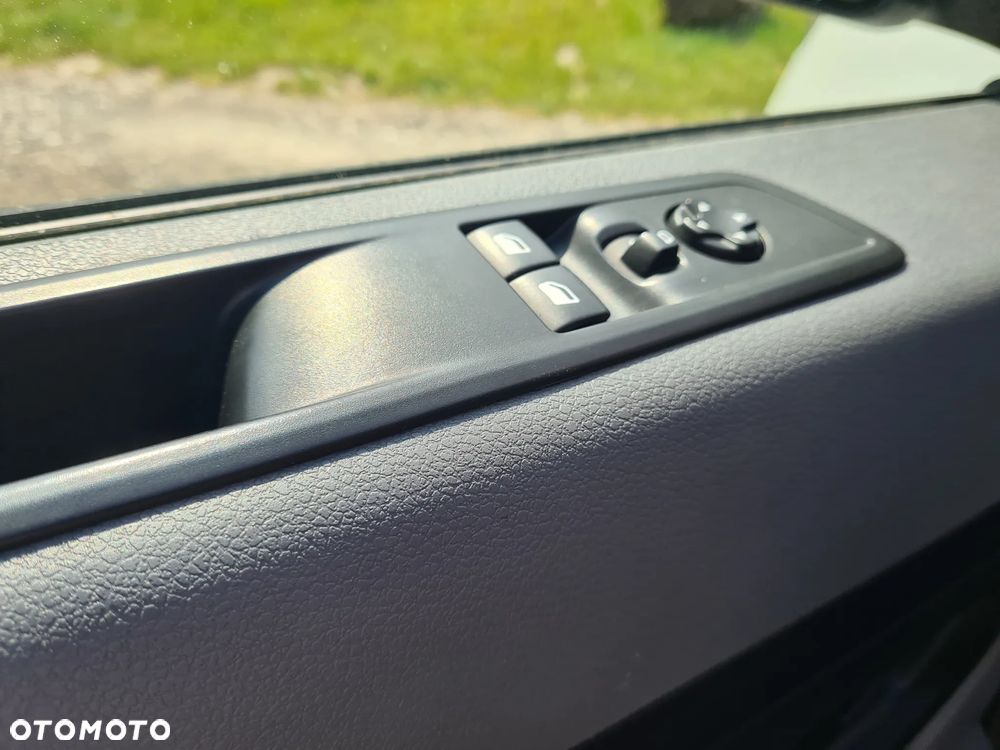 Opel Vivaro - 13