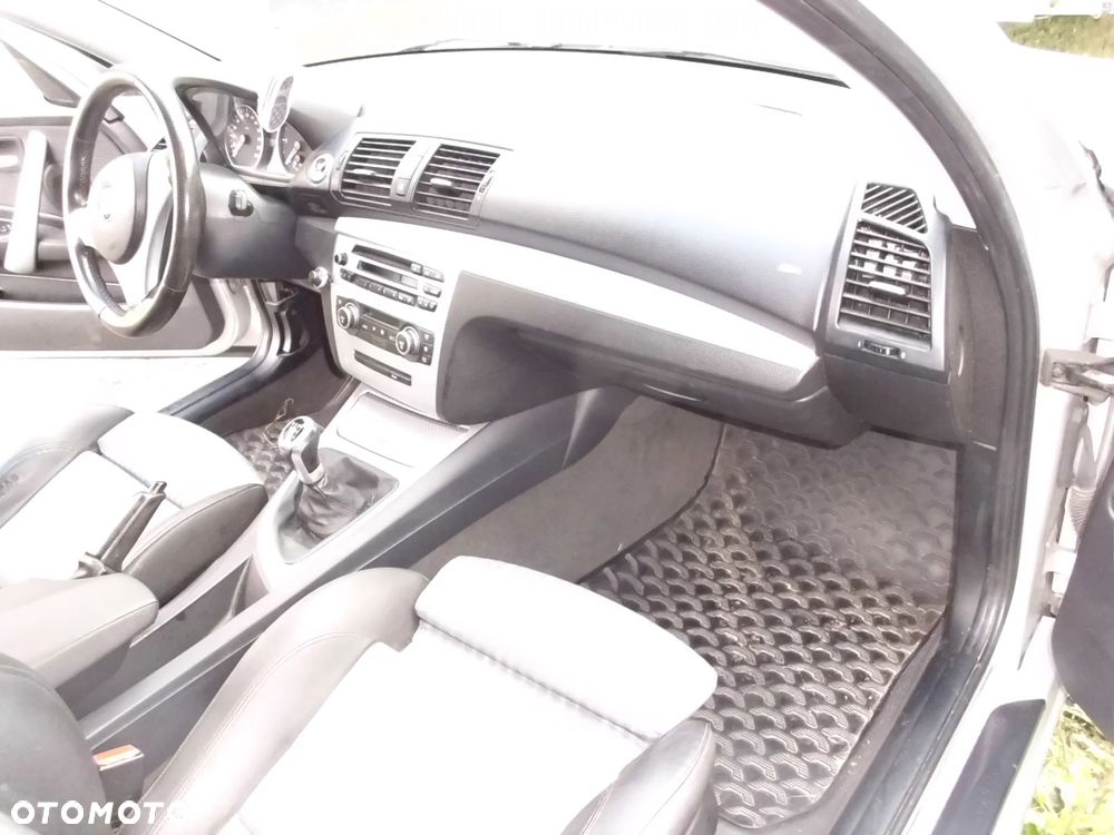 BMW Seria 1 118d - 18