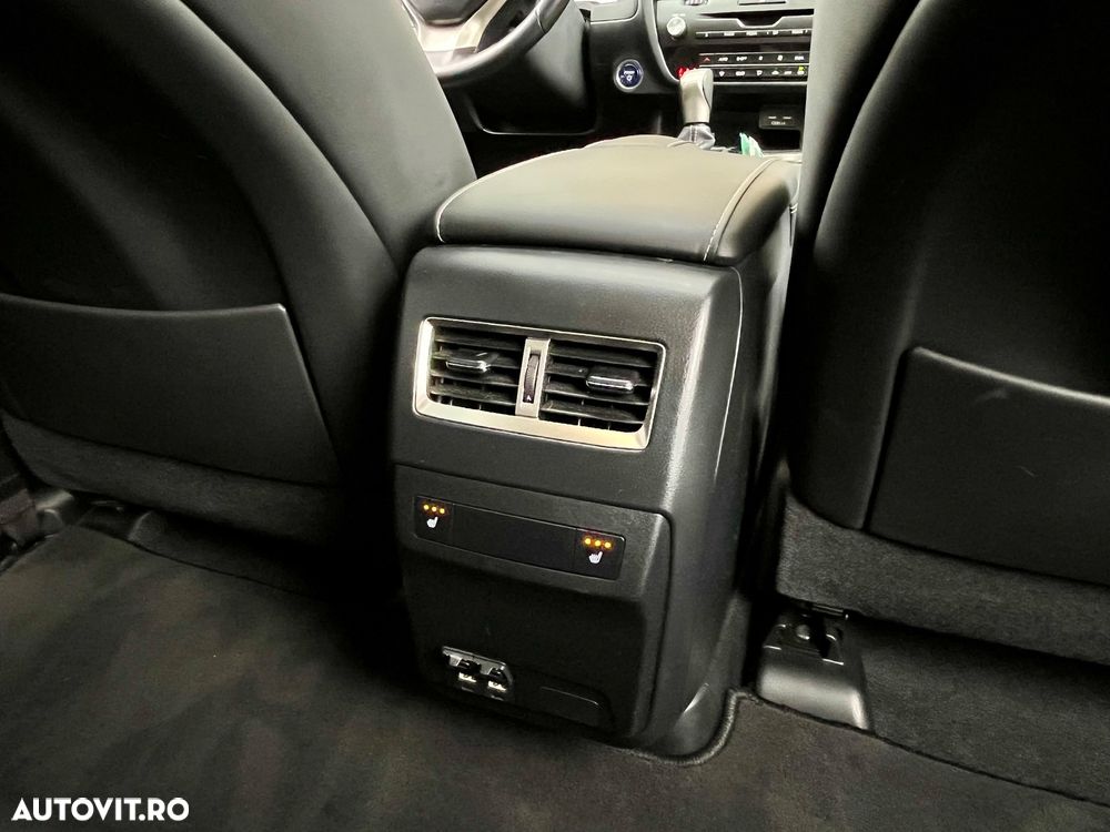 Lexus Seria RX 450h AWD Luxury - 23