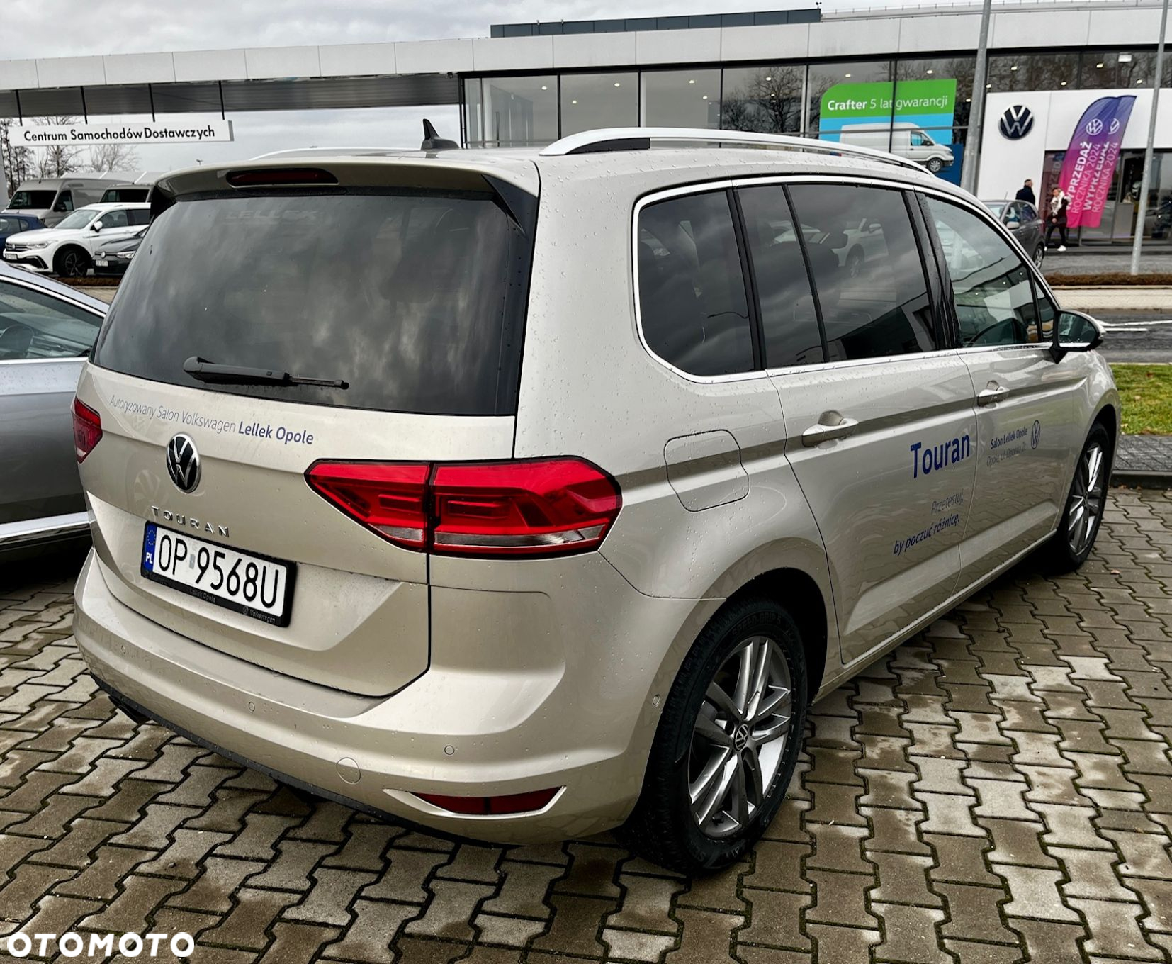 Volkswagen Touran - 6