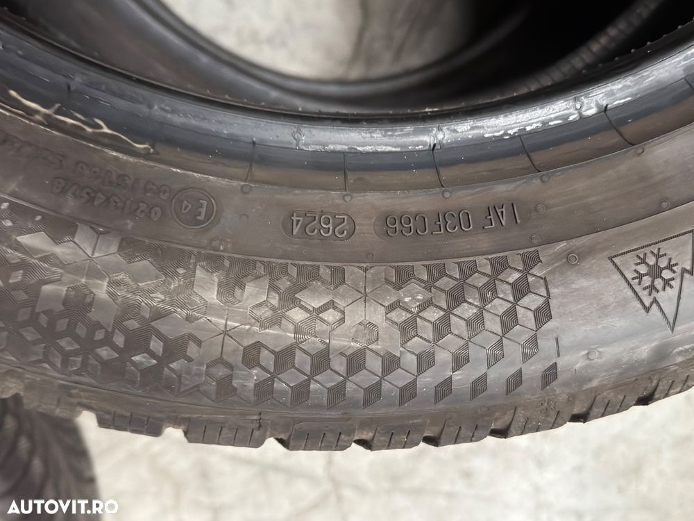 Vând 4 anvelope 235/55/19 continental de iarnă ca noi - 10