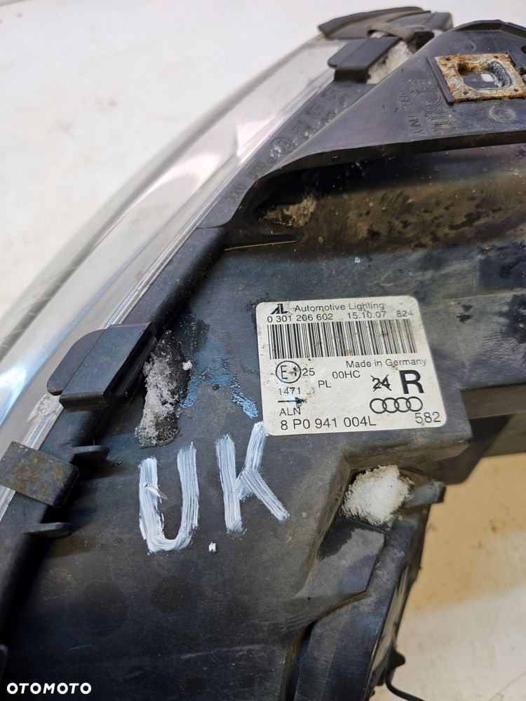 REFLEKTOR PRAWY AUDI A3 8P LIFT 8P0941004L UK - 8