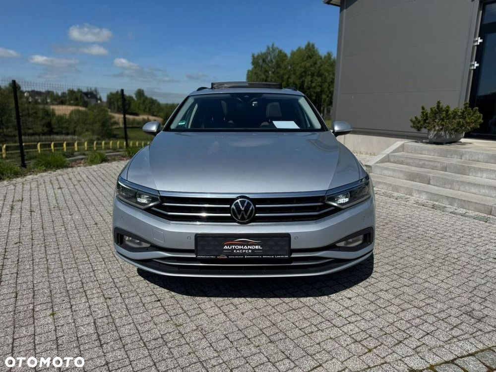 Volkswagen Passat - 2