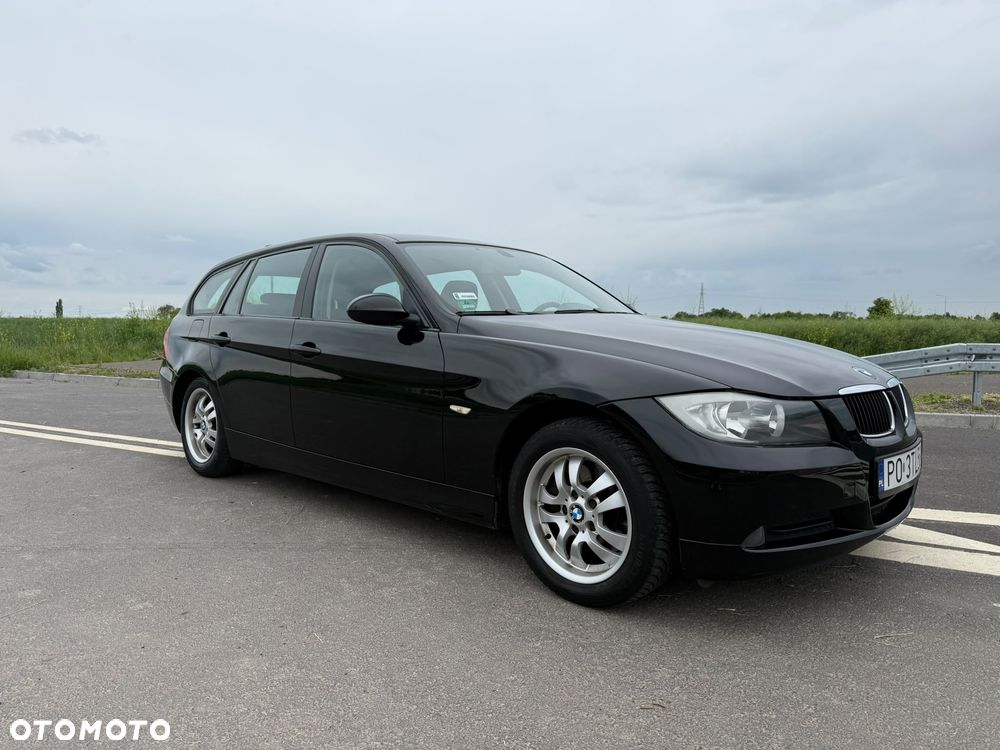 BMW Seria 3 318i - 8