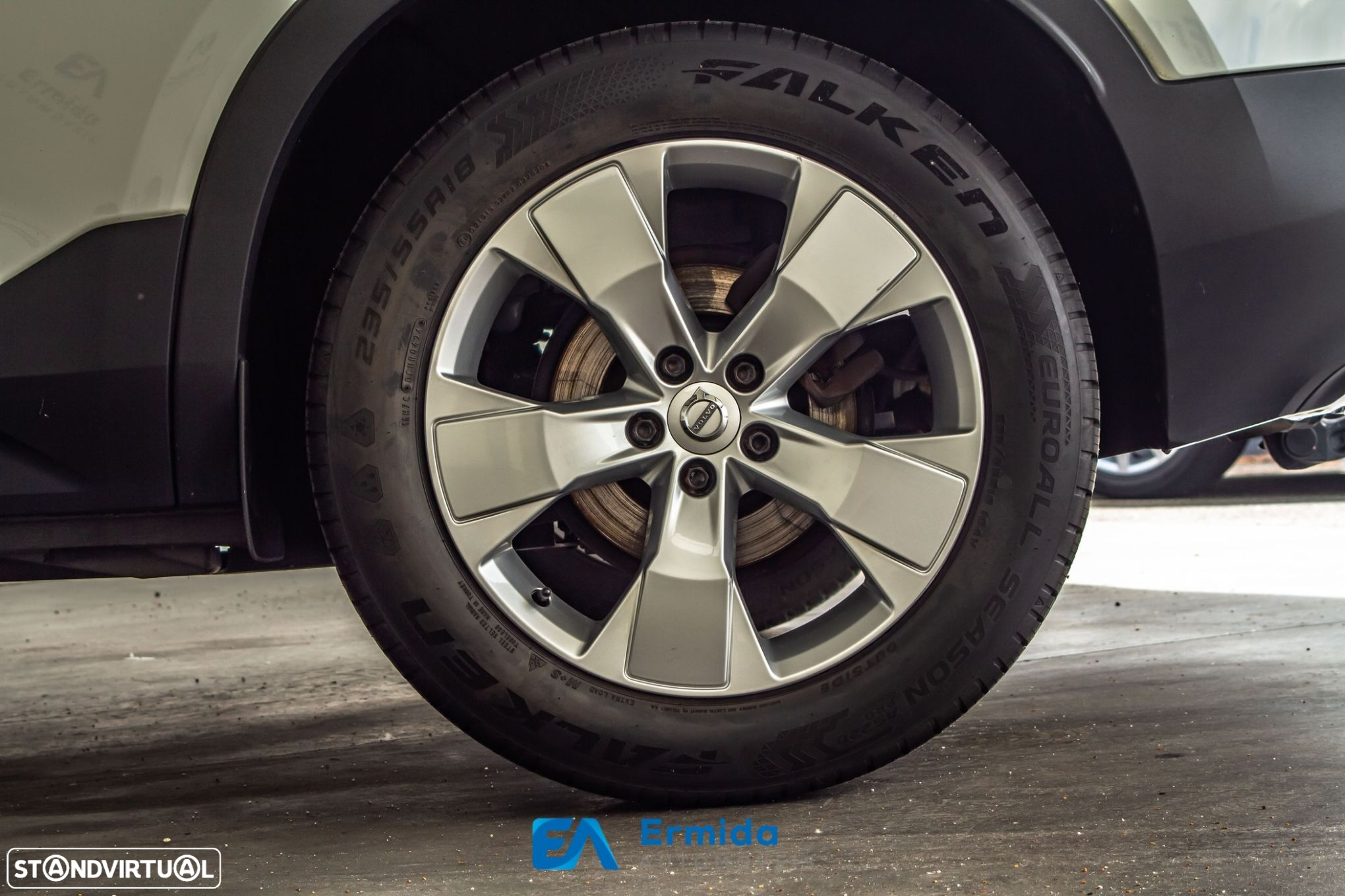 Volvo XC 40 2.0 D3 Geartronic - 26
