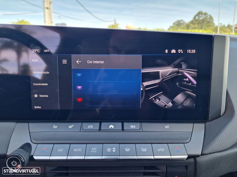 Opel Astra 1.2 T Elegance Aut. - 40