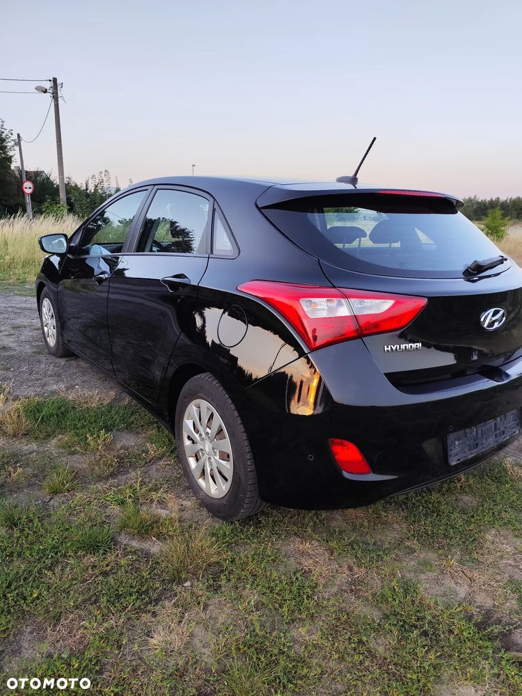 Hyundai i30 blue 1.4 Classic Navigation - 7