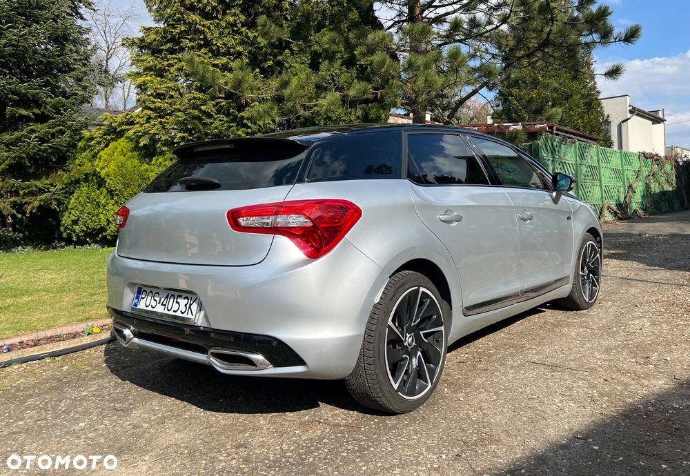 Citroën DS5 Hybrid4 Business Class - 16