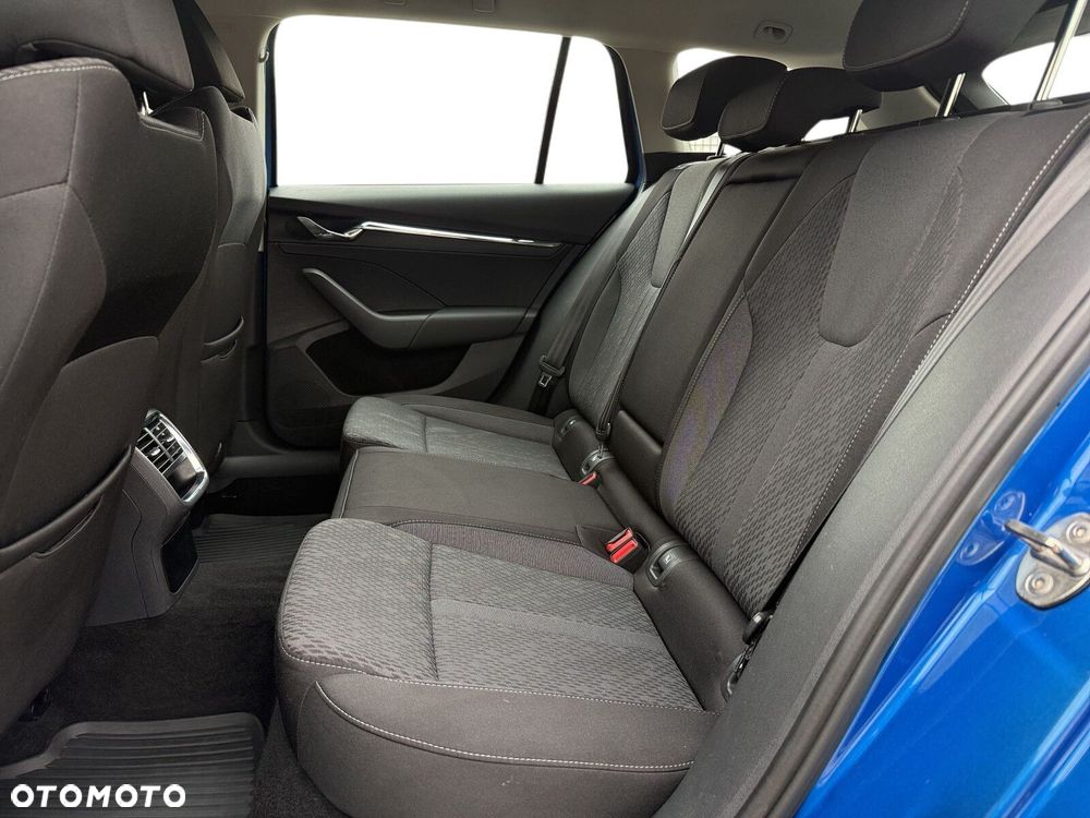 Skoda Octavia 2.0 TDI Style DSG - 14