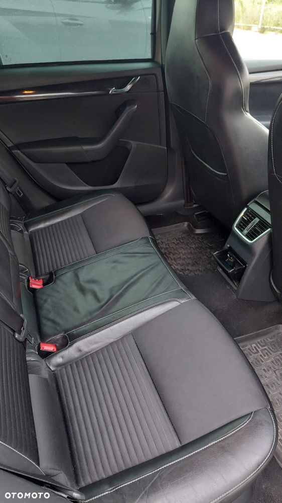 Skoda Octavia 2.0 TSI (Green tec) DSG RS - 8