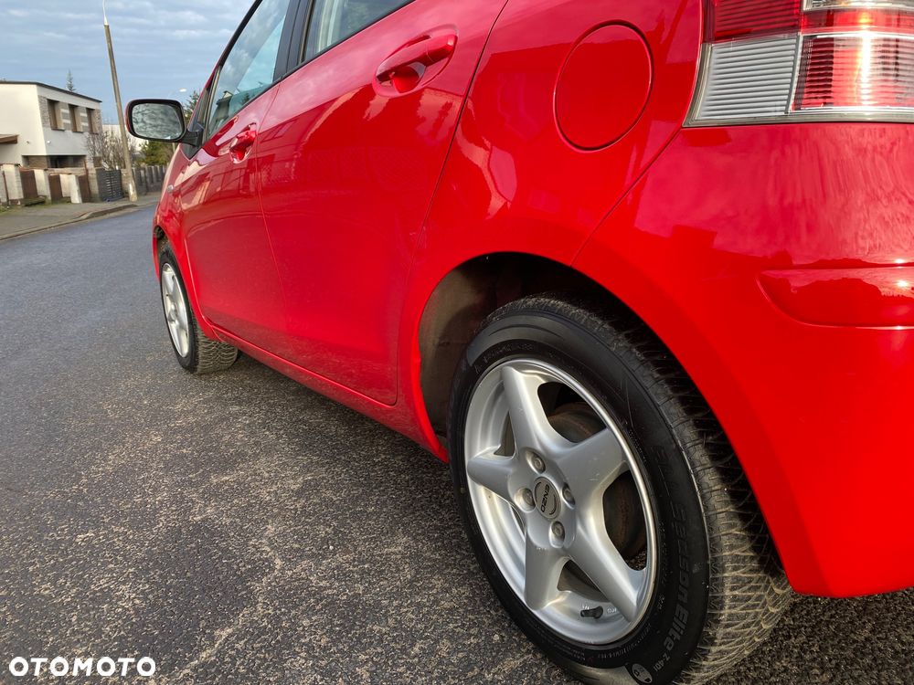Toyota Yaris 1.0 VVT-i Cool - 10